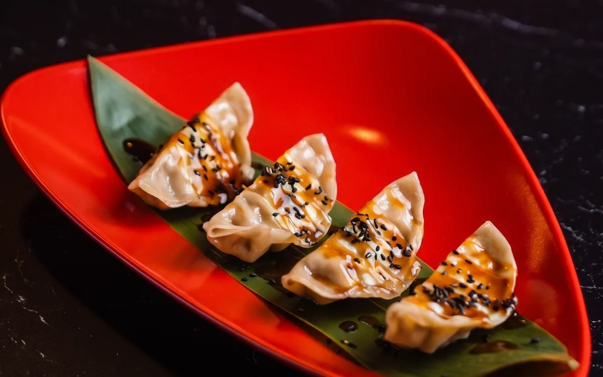 Gyozas de ternera: ternera picada con verduras y un toque de jengibre
